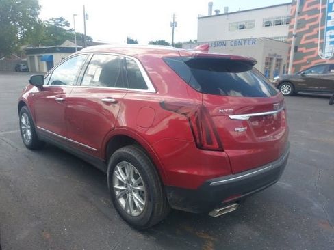 Used 2022 Cadillac XT5 Luxury FWD image 3
