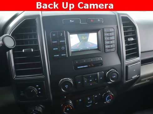 Used 2017 Ford F150 XLT w/ Trailer Tow Package image 5