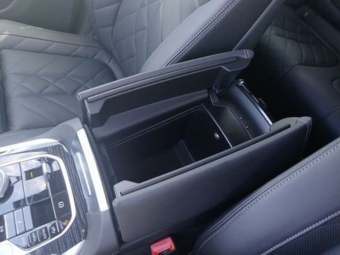 New 2026 BMW X5 xDrive50e image 23