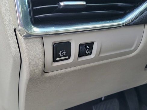 Used 2023 Cadillac XT4 Luxury FWD image 20