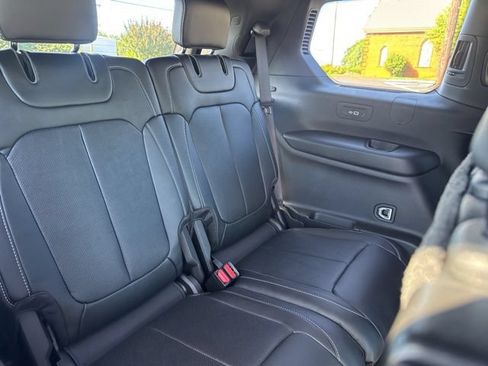 New 2026 Jeep Grand Cherokee L Limited AWD/4WD image 12