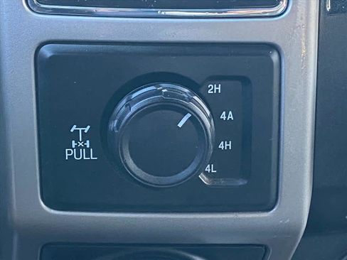 Used 2018 Ford F150 Lariat w/ Equipment Group 502A Luxury image 19