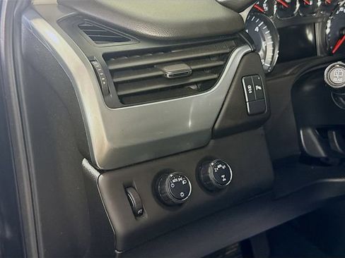 Used 2019 Chevrolet Tahoe LS AWD/4WD image 12