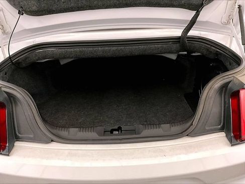 Used 2015 Ford Mustang GT Premium w/ Equipment Group 401A RWD image 33