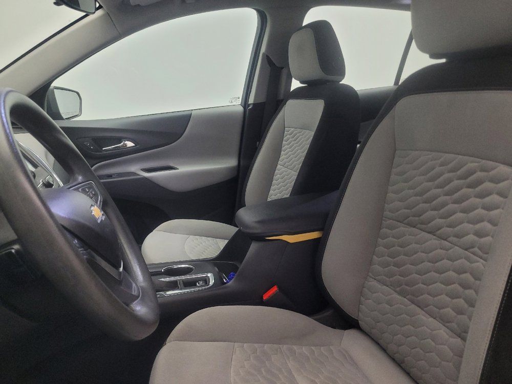 Used 2018 Chevrolet Equinox LS FWD image 17