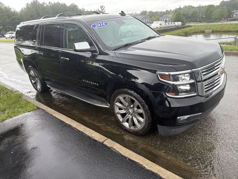 Used 2016 Chevrolet Suburban LTZ AWD/4WD image 2