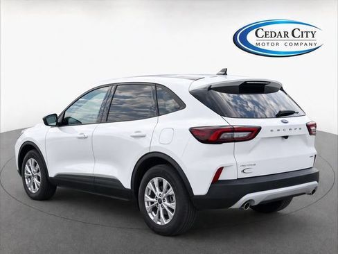 Used 2026 Ford Escape Active w/ Tech Pack #1 AWD/4WD image 3