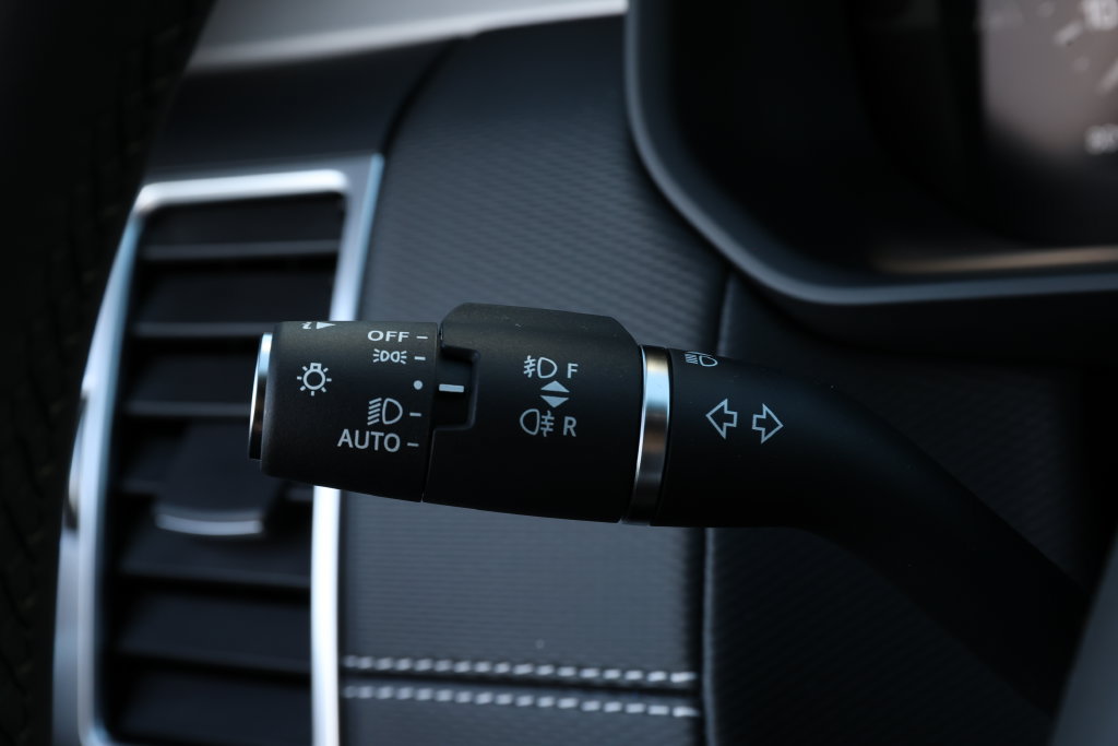 New 2026 Land Rover Discovery Dynamic SE AWD/4WD image 24