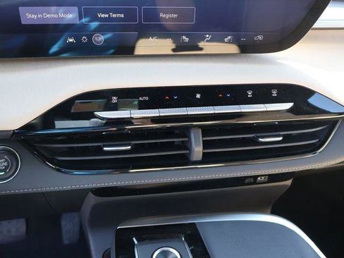 New 2026 Buick Enclave Preferred w/ Power Package AWD/4WD image 40