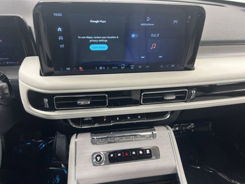 Certified 2025 Lincoln Aviator Reserve w/ Illumination Package image 21