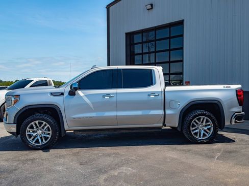 Used 2022 GMC Sierra 1500 SLT AWD/4WD image 2