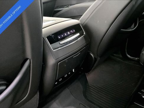 Used 2025 Cadillac Escalade Sport Platinum w/ LPO, ONYX Package image 32