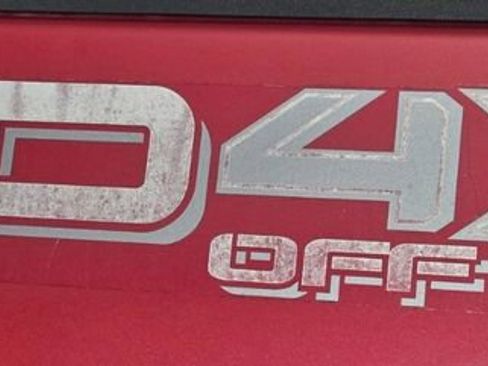 Used 2018 Toyota Tacoma TRD Off-Road AWD/4WD image 25