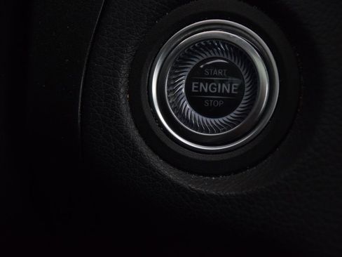 Used 2022 Mercedes-Benz GLC 300 image 30