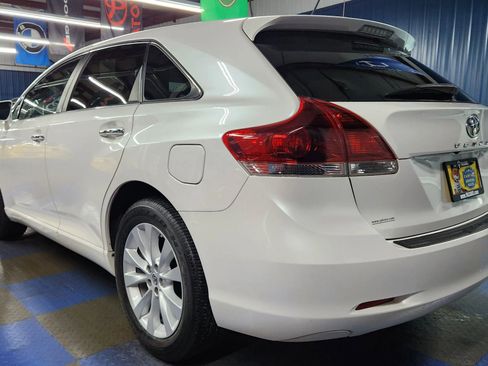 Used 2013 Toyota Venza XLE w/ XLE Premium Pkg image 4
