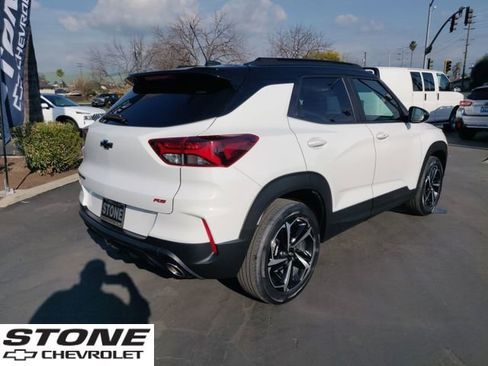 Certified 2023 Chevrolet TrailBlazer RS w/ Sun and Liftgate Package image 10