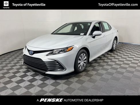 Used 2024 Toyota Camry LE image 1