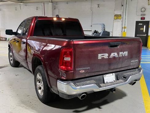Used 2025 RAM 1500 Big Horn AWD/4WD image 4