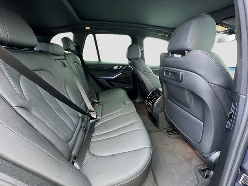 Used 2022 BMW X5 sDrive40i w/ Climate Comfort Package RWD image 19