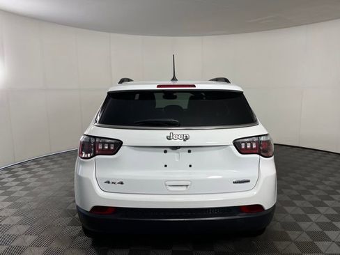Used 2022 Jeep Compass Latitude image 5