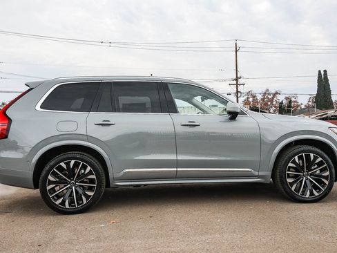 New 2026 Volvo XC90 T8 Ultra image 4