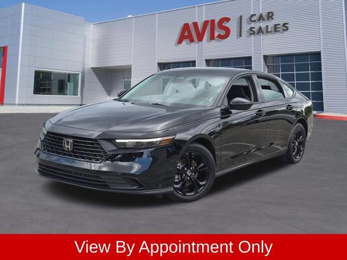 Used 2025 Honda Accord SE image 1