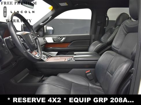 Used 2020 Lincoln Navigator Reserve w/ Equipment Group 208A Reserve image 11