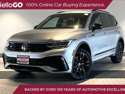Used 2022 Volkswagen Tiguan SE R-Line
