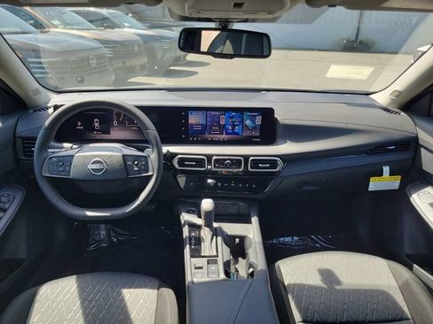 New 2026 Nissan Sentra SV w/ SV Convenience Package FWD image 22