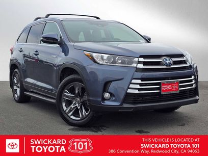 Used 2018 Toyota Highlander Limited Platinum