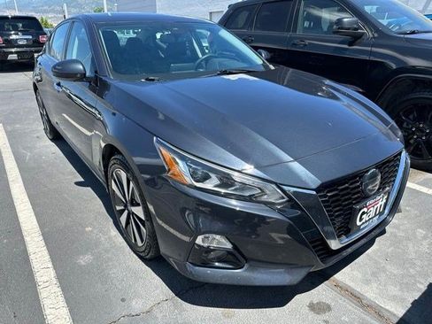Used 2020 Nissan Altima 2.5 SV AWD/4WD image 7