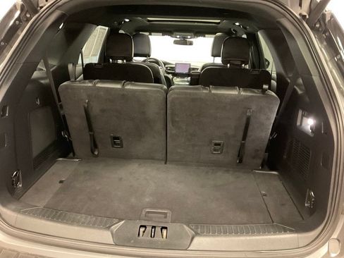 Used 2022 Ford Explorer ST-Line w/ Class IV Trailer Tow Package AWD/4WD image 23