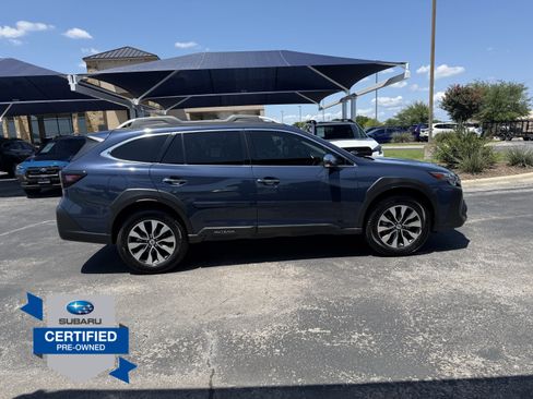 Used 2025 Subaru Outback Touring XT AWD/4WD image 8