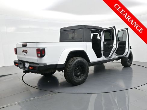 Used 2023 Jeep Gladiator Mojave w/ Trailer Tow Package image 43