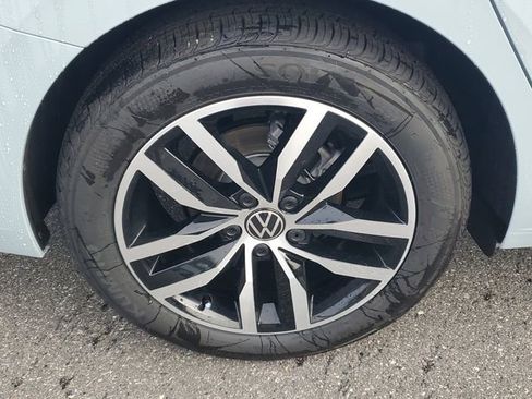 New 2026 Volkswagen Jetta SE FWD image 5