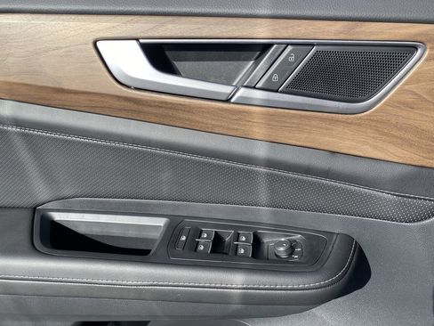 New 2026 Volkswagen Atlas SE image 17