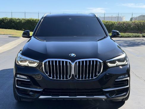 Used 2019 BMW X5 xDrive40i w/ Convenience Package AWD/4WD image 3