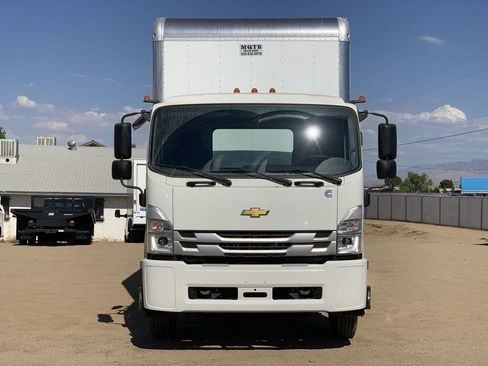 New 2024 Chevrolet Low Cab Forward 6500XD RWD image 2
