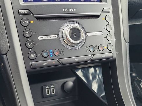 Certified 2020 Ford Fusion Titanium FWD image 30