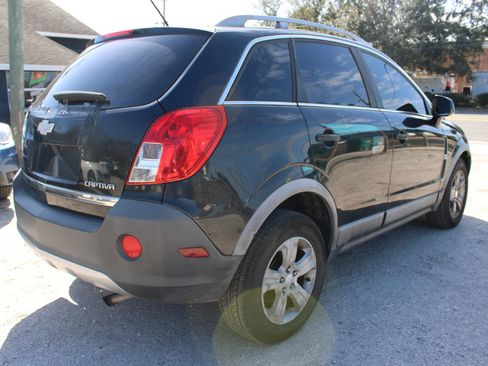 Used 2013 Chevrolet Captiva Sport LS image 4