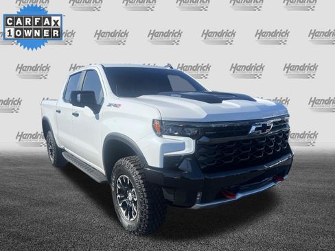 Used 2026 Chevrolet Silverado 1500 ZR2 AWD/4WD image 2