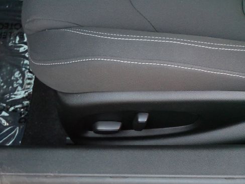 Used 2022 Chevrolet Camaro LT image 21