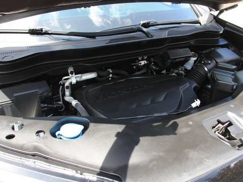 Used 2023 Honda Passport TrailSport image 15