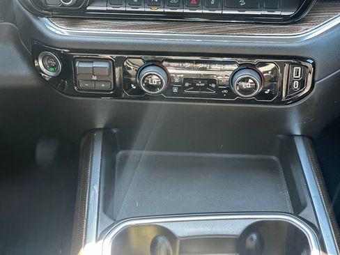 Used 2024 Chevrolet Silverado 2500 LT w/ All Star Edition AWD/4WD image 18