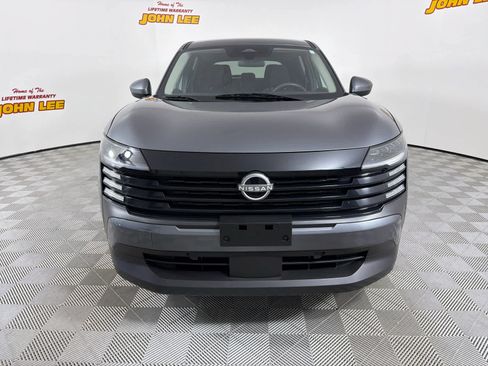 Certified 2025 Nissan Kicks SV w/ Charging Package AWD/4WD image 4