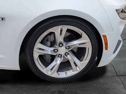 Used 2019 Chevrolet Camaro SS RWD image 11