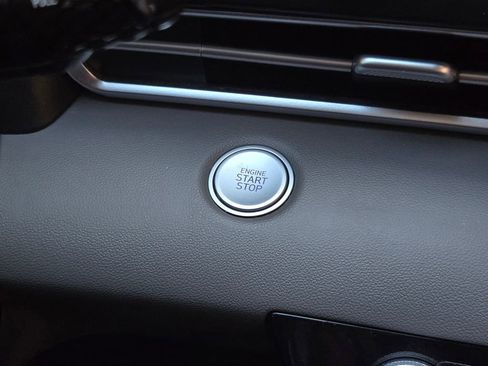 Used 2023 Hyundai Elantra Blue image 20