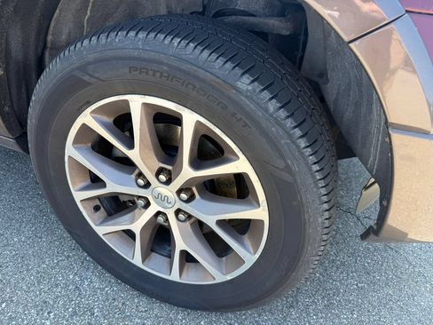 Used 2016 Ford Expedition EL King Ranch AWD/4WD image 4