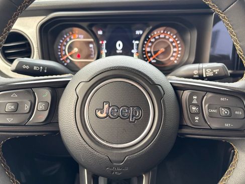 Used 2024 Jeep Wrangler Sport AWD/4WD image 19