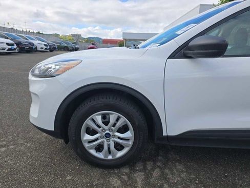 Used 2022 Ford Escape S AWD/4WD image 6